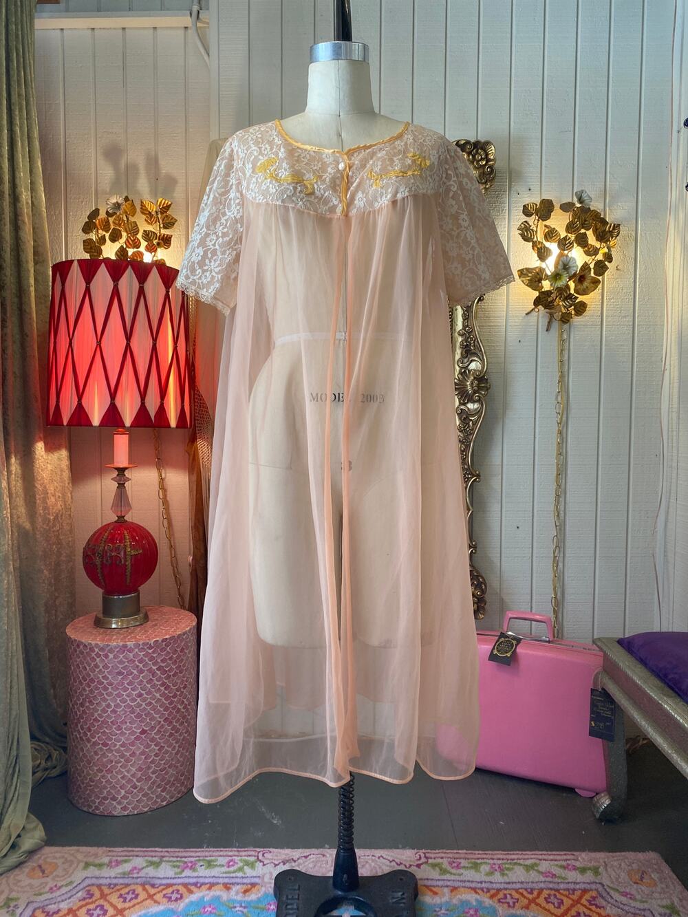vintage 1950s sheer blush robe, 50s peignoir lingerie , pin up style, boidior, l